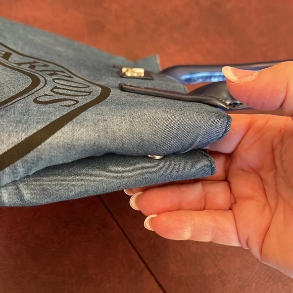 Harrods purse with short handles - Picture 5 of 5